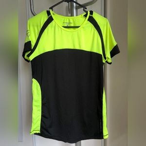 Brooks dri-fit hi-viz t-shirt